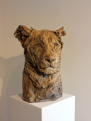 59 x 44 x 47 cm | Mother | bronze